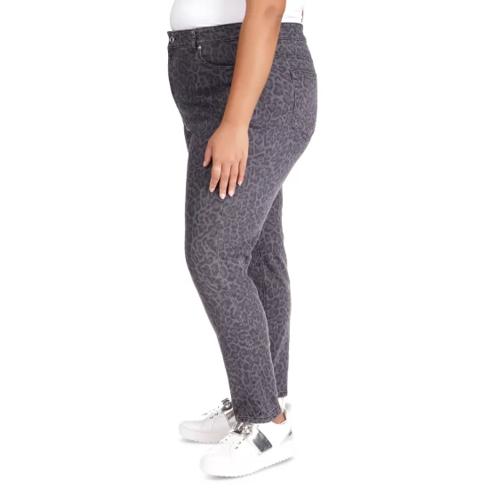 Wholesale ✨ Michael Kors 👩 Women's MK Plate Flat Thong 🩴 Sandals Marigold 🎉