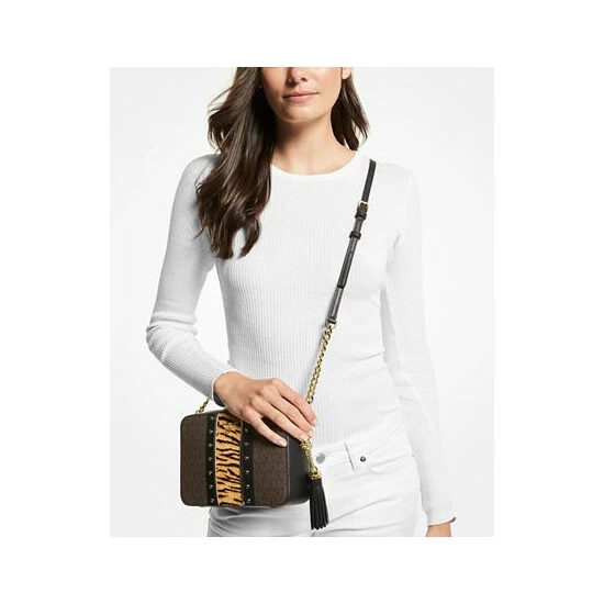 Best reviews of ๐คฉ Michael Kors Signature Calf Hair Jet Set Charm Camera Crossbody Bag Brown Multi โ - Image 3